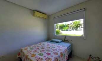 Imagem 5: Casa de condomínio para venda tem 105 metros quadrados com 4 quartos