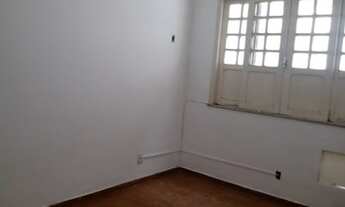 Imagem 4: Alugo apto 3 quartos com 140 m2, na Magalhaes Barata Ed. Irene