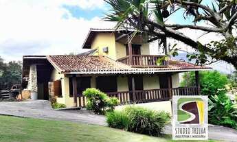 Imagem 2: Terreno à venda de 9.527m² com 3 casas construídas no Perequê, Ilhabela - São Paulo