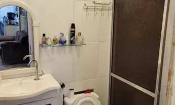 Imagem 4: Casa de fundo Casa com 2 dormitórios