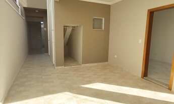 Imagem 3: Casa maravilhosa, estilo sobrado, no Jardim Aeroporto, com 3 quartos!!