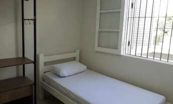 Imagem: Quarto individual masculino em excelente