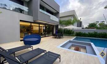 Imagem 2: Casa Alto Padrão com 5 suítes à venda em Riviera