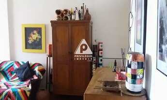 Imagem 7: Apartamento à venda, 3 quartos, sala, cozinha, área de serviço, dependência, 2 banheiros