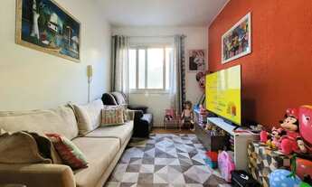 Imagem: Apartamento térreo reformado e amplo, 58m2