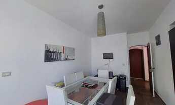 Imagem 2: Apartamento 2 dormitórios reformado 2 quadras praia Enseada Guarujá SP