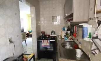 Imagem 7: Vendo Excelente apartamento no Ipem Bequimão, com Sala, 02 qtos, WC e Cozinha