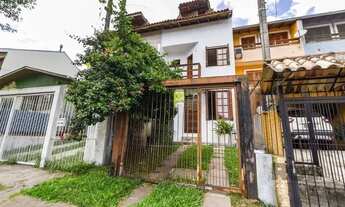 Imagem 3: Casa de 117m² - 3 dormitórios e 1 vaga no bairro Hípica