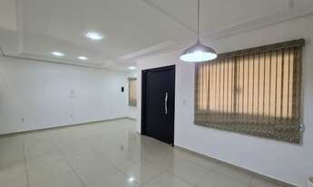 Imagem 2: Sobrado para aluguel possui 187 metros quadrados com 3 quartos