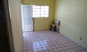 Imagem 6: \Vendo casa no Conjunto Vila Nova em frente ao terminal 4, próxima à Bola do Produtor