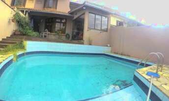 Imagem: Casa para Venda - 220m², 3 dormitórios