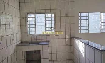 Imagem 5: Casa independente com 1 dormitório para aluguel no bairro Jardim Carlos Cooper - Suzano-SP