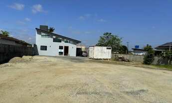 Imagem 3: Casa à Venda no Rio Bonito - Espaçosa, Confortável e com Ótima Localização!