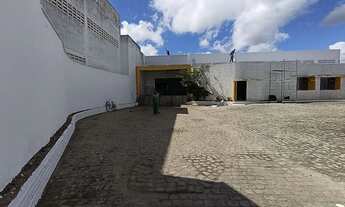 Imagem 5: Galpão logístico estruturado com doca ás margens da avenida de contorno - Feira de Santana