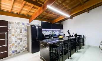 Imagem: Sobrado para aluguel possui 280 metros quadrados