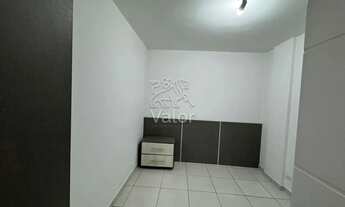 Imagem 2: Apartamento de 1 dormitório com vaga de garagem mobiliado