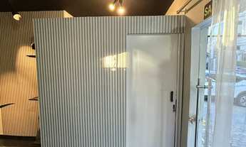 Imagem: Sala dentro de barbearia na aldeota