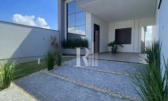 Imagem: Casa á venda com execelente padrão de