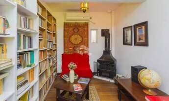 Imagem 5: Casa de 5 dormitórios no Bairro Menino Deus próxima a Orla do Guaíba