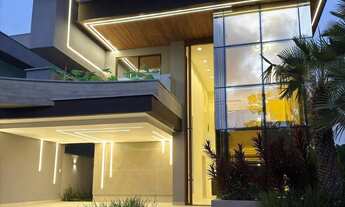 Imagem 3: Casa de esquina no Alphaville Ceará com vista para a praça e alto padrão construtivo