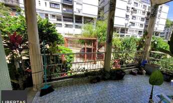 Imagem 6: Casa térrea com garagem no subsolo e anexo