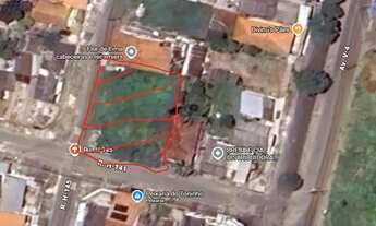 Imagem: 2 Lotes 384m² / 372m² 756 m² na Cidade