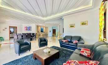 Imagem 7: Casa à venda com 5 suítes - Piscina e churrasqueira - Condomínio com segurança e lazer - J