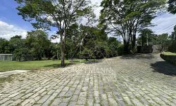 Imagem 3: Miolo da Granja Viana, excelente segurança. É totalmente murado , ronda 24 horas