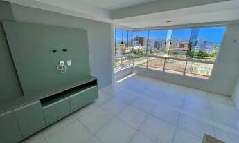 Imagem 3: Apartamento amplo e com vista para o mar em internares com 80 metros e projetados