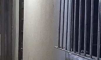 Imagem 2: Casa incluso água luz.na.baixa renda, desconto pra quem mora sozinho . Zap *