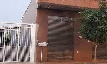 Imagem: Casa com salão comercial (troco