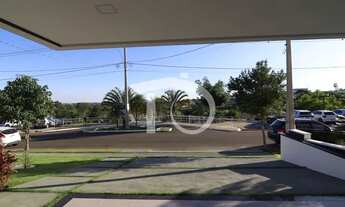 Imagem 3: Linda casa no condomínio fechado Central Parque, em Salto/SP, com 202 m² de área útil