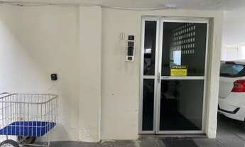 Imagem 3: Apartamento para aluguel tem 60 metros quadrados com 2 quartos em Torre - Recife - Pe