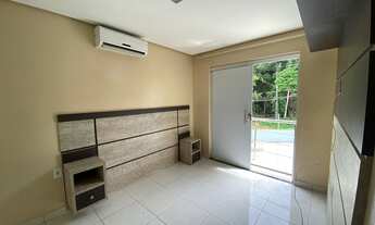 Imagem 7: Casa duplex com piscina. Armários planejados e climatizada. A poucos minutos do Aeroporto