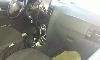 Imagem 6: Quitinete Vendo ou troco Siena EL 8V 2014 com Kit Gnv 10 metros