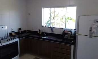 Imagem: Casa com terreno amplo, planejados, 2 quartos