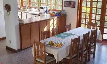 Imagem 7: Casa em condomínio fechado, com 04 suites, piscina, espaço para festas