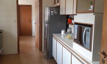 Imagem 5: Apartamento para aluguel possui 288 metros quadrados com 3 quartos em Aclimação - São Paul