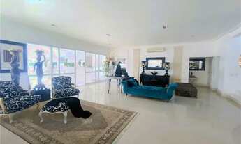 Imagem 2: Magnífica mansão à venda com 10 suítes e lazer no Condomínio Jardim Acapulco, em Guarujá