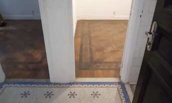 Imagem 6: Gloria, quarto e sala