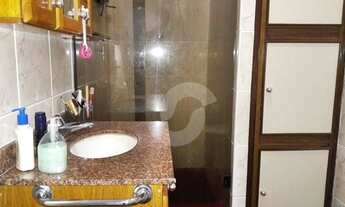 Imagem 5: Casa separada em 3 imóveis (1º com 3 quartos, 2º com 1 quarto, 3º com 3 quitinetes) no Fon