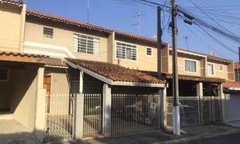 Imagem 3: Sobrado para Venda em Curitiba, Alto Boqueirão, 3 dormitórios, 1 banheiro, 2 vagas