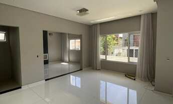 Imagem 4: Sobrado para aluguel possui 380 metros quadrados com 3 quartos