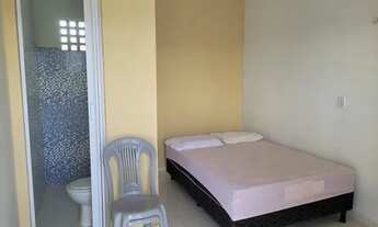 Imagem 3: Descubra a Suíte Atalaia em Salinas: Conforto à Beira-Mar para 4 Pessoas!