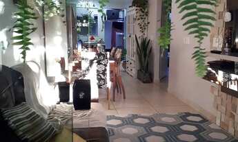 Imagem: Vendo ou troco casa por um sítio