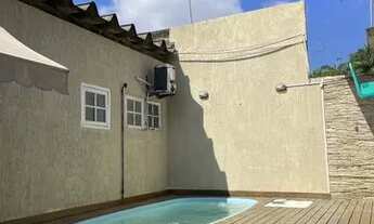 Imagem 2: Casa com piscina