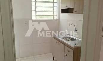 Imagem 4: Apartamento com 2 quartos e 44m² para alugar em Passo da Areia, Porto Alegre