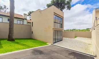 Imagem 3: SOBRADO PARA LOCAÇÃO EM SANTA FELICIDADE COM 3 QUARTOS