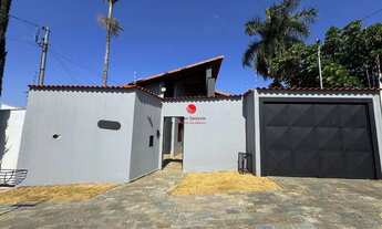 Imagem 2: Casa para alugar 4 quartos, 4 vagas, 355 m², Bairro Trevo - Belo Horizonte/MG