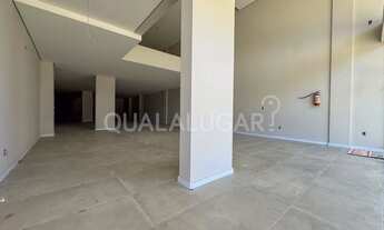 Imagem 3: Sala Comercial para locação em frete ao Shopping, principal avenida de Tubarão, SC